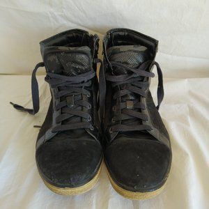Kenneth Cole High-Top Sneakers "Set the Speed" SIZE 12 (Very Worn)